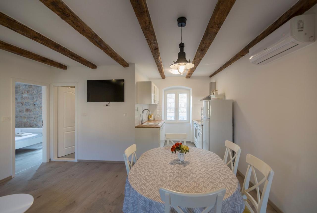 Apartments Bepi Komiža Eksteriør bilde