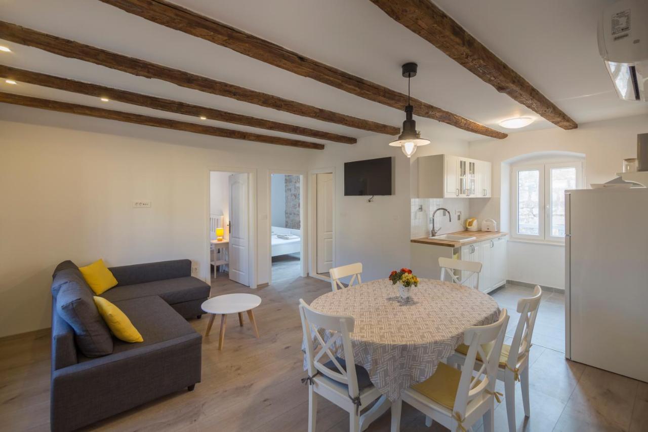Apartments Bepi Komiža Eksteriør bilde