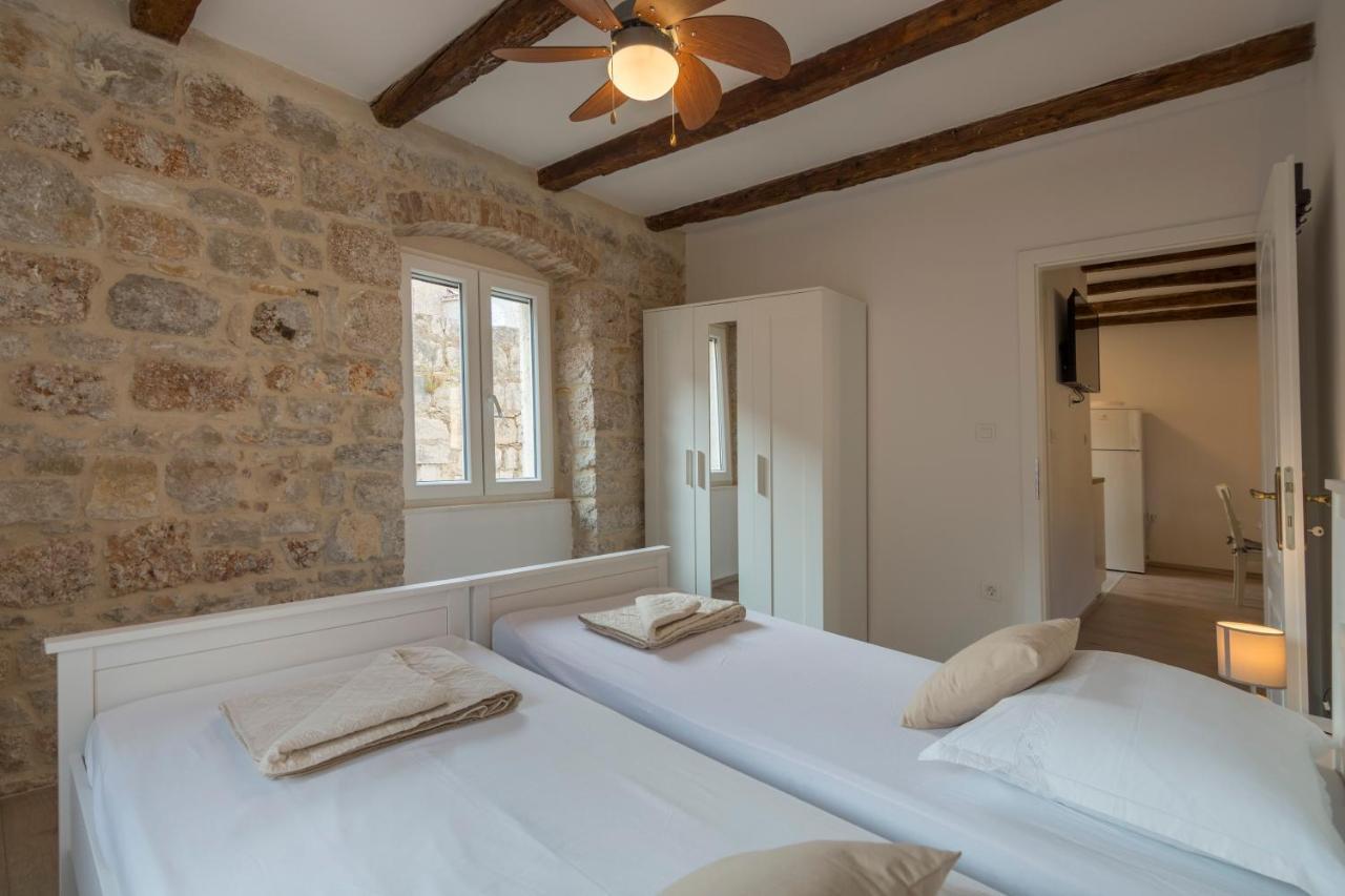 Apartments Bepi Komiža Eksteriør bilde