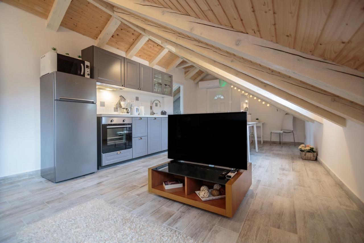 Apartments Bepi Komiža Eksteriør bilde
